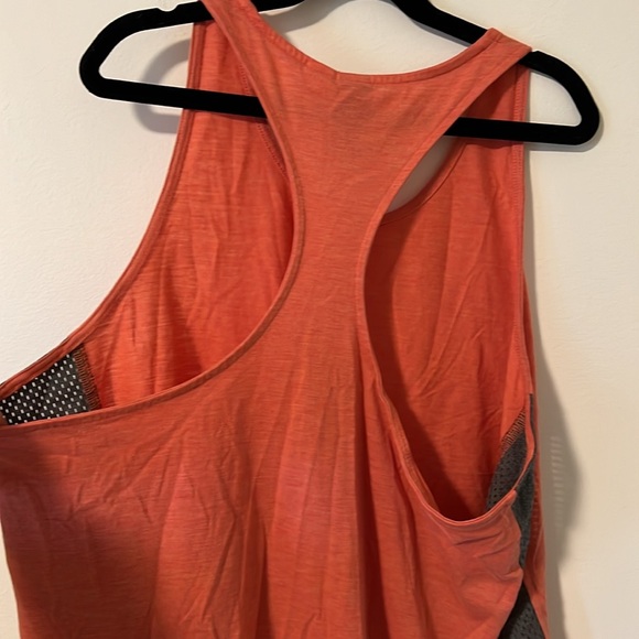 Adidas tank - Picture 3 of 3